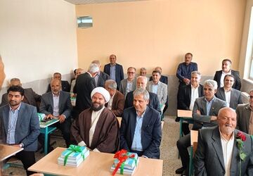 لبخند شادی بر لب‌های دانش آموزان فدافن؛ مدرسه جدید میزبان آنان خواهد بود