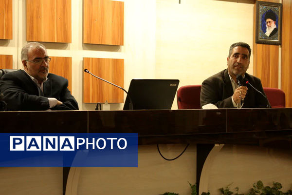 تقدیر از دانش‌آموزخبرنگاران برگزیده رویداد «فرزندان انقلاب» در قم