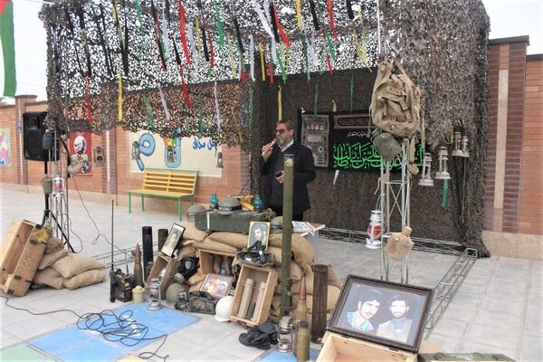 جلوه‌هایی از یادواره شهدا در دبستان استثنایی باغچه‌بان قم
