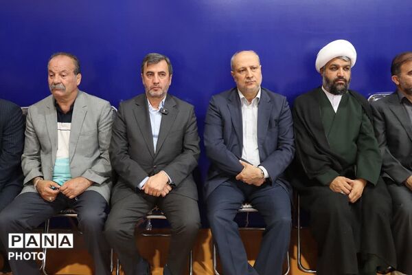 آیین افتتاحیه خانه کشتی و ورزش‌های رزمی شهید حاجی زاده در کهریزک 