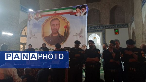 مراسم وداع با شهید امنیت هادی میرآبادی در مسجد جامع شهرستان نیشابور 