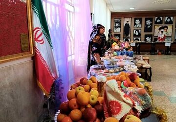 جشنواره «یلدای مهربانی» و نمایشگاه غذای در مدرسه شاهد دوره اول دورود 