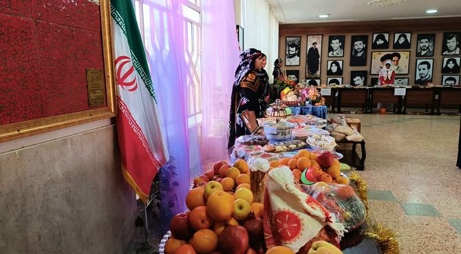 جشنواره «یلدای مهربانی» و نمایشگاه غذای در مدرسه شاهد دوره اول دورود 