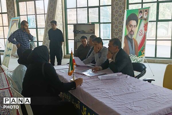 میز خدمت آموزش و پرورش خراسان شمالی در نماز جمعه؛ پاسخگویی مستقیم به مطالبات مردم