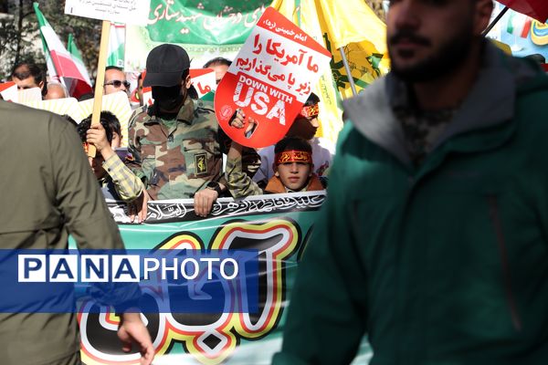 فریاد استکبار ستیزی از ورامین طنین انداز شد