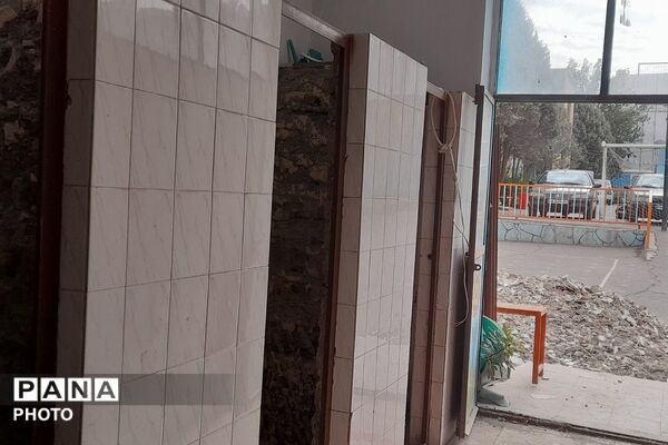 آماده‌سازی دبیرستان عفاف برای سال تحصیلی جدید با اجرای طرح بهسازی و زیباسازی