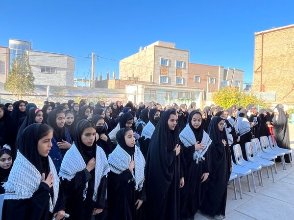  عزاداری به مناسبت دهه فاطمیه در مدرسه شهید محمدی پور خلیل آباد 