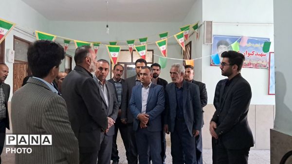 آیین کلنگ‌زنی مدرسه فرهنگ در چم‌خلیفه سامان