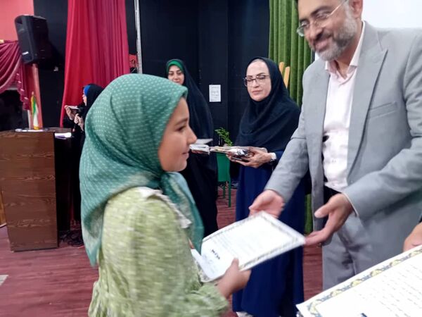 آیین اختتامیه طرح اوقات فراغت و جشن بیعت در کانون فرهنگی تربیتی رضوان محمودآباد