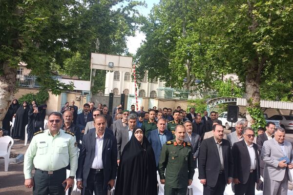 برگزاری مراسم بزرگداشت روز معلم در نیشابور 