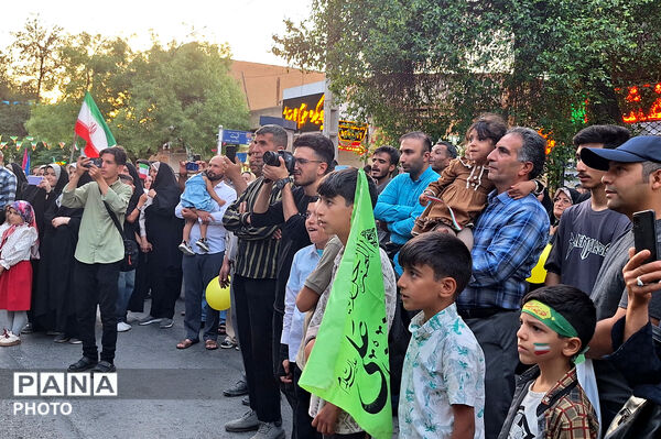 جشن کیلومتری به مناسبت عید غدیر در نجف آباد