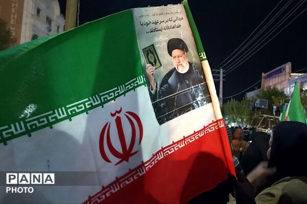  لردگان یک صدا و یک‌دل، جانم فدای رهبر