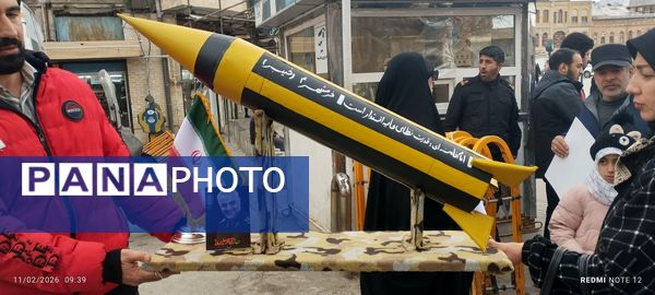 ثبت شکوه انقلاب از قاب دوربین در همدان