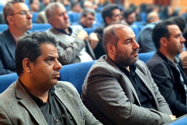 نشست فصلی مدیران شهرستان قرچک
