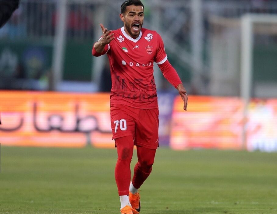 FIFA مجوز خروج خارجی‌های لیگ ایران را صادر کرد