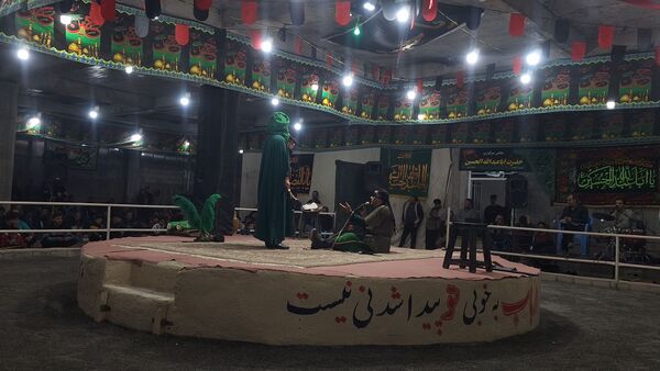 عطر غربت فاطمی در مارکده پیچید
