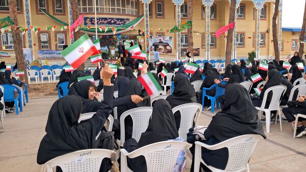 آغاز رسمی آیین بازگشایی مدارس شهرستان کاشمر در دبیرستان حضرت زینب(س)