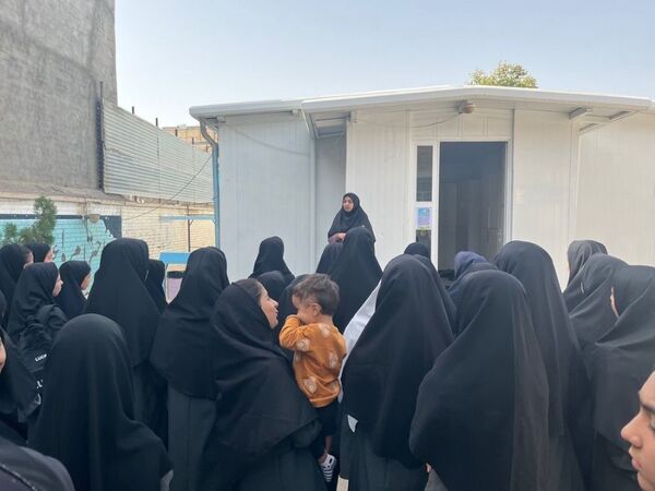 برگزاری مراسم به مناسبت جشن جوانه ها در دبیرستان شهید محمدی پور خلیل آباد 