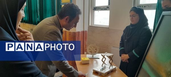 فرزانگان سمپاد ملارد در مدار پژوهش