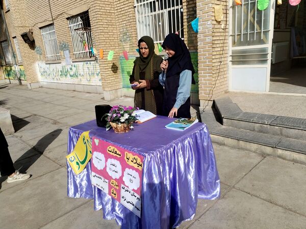 جشن ایام شعبانیه در دبیرستان هاشمی نژاد 
