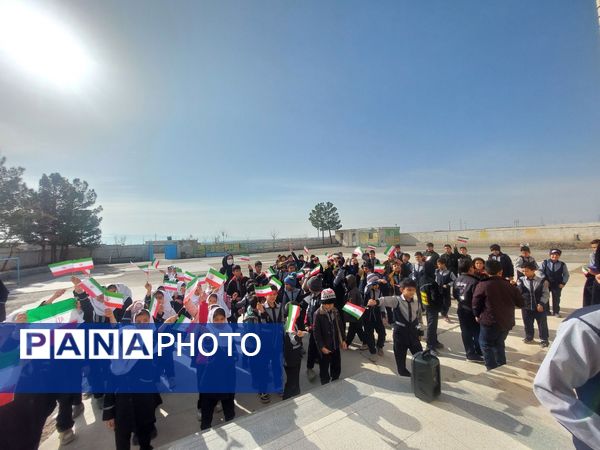 جشن انقلاب در مدرسه صغری عبداللهیان  روستای کاریزک خلیل آباد
