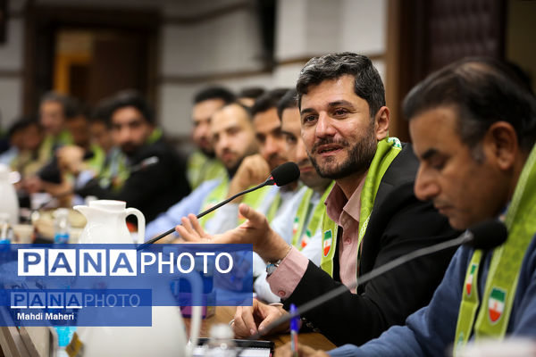 دوره آموزشی تربیت مدرس پیرامید و نظم گروهی