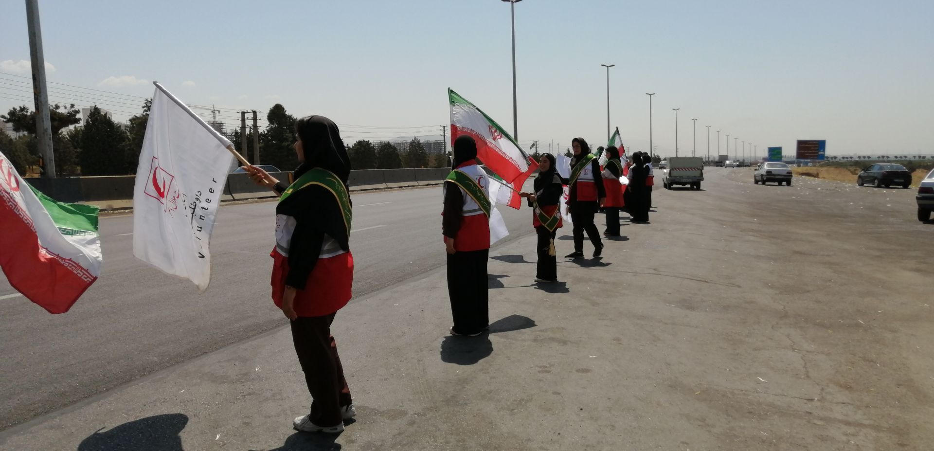  خدمت صادقانه خادمان و پذیرایی گرم از زائران در موکب تنکمان