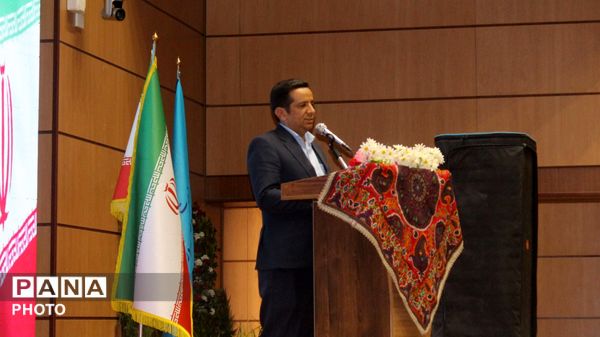 گرامیداشت هفته معلم در دانشگاه فرهنگیان کرمان 