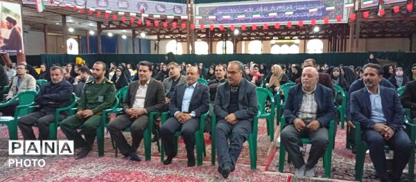 تجلیل از معلمان؛ برتر به مناسبت روز معلم در ملایر