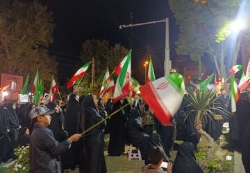 حضور مردم نظرآباد در هفتاد و دومین اجتماع شبانه