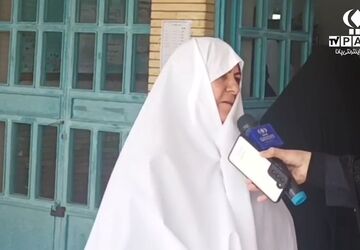 برگزاری مجمع عمومی انتخابات انجمن اولیا و مربیان دبیرستان حافظ شهرستان ورزنه 