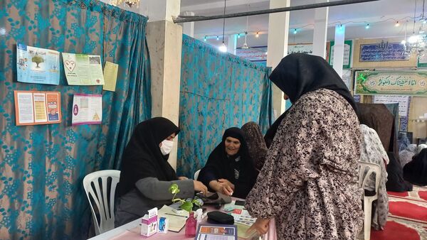 برگزاری «میز خدمت ویژه بانوان» به مناسبت میلاد حضرت فاطمه زهرا (س) در فیروزان