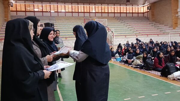  اردو تفریحی -فرهنگی دبیرستان دخترانه یغمای نیشابوری ( وکیلی ۳) 