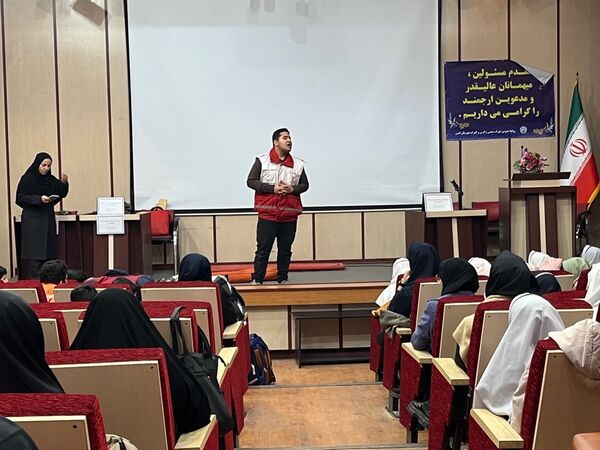 کارگاه آموزشی جشنواره سفیران سلامت با موضوع ایستگاه امدادی