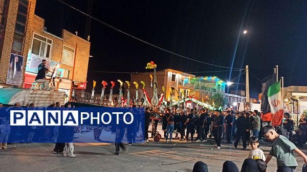 ایران در سوگ حسین (ع)؛ سیل اشک و ارادت در روز عاشورا