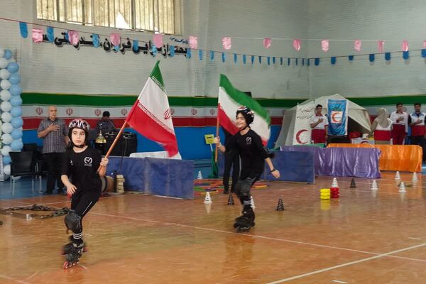 آیین افتتاحیه «میدان پویا» در قرچک