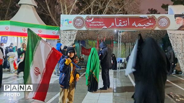 اجتماع فرهنگیان و دانش‌آموزان ناحیه ۶ مشهد
