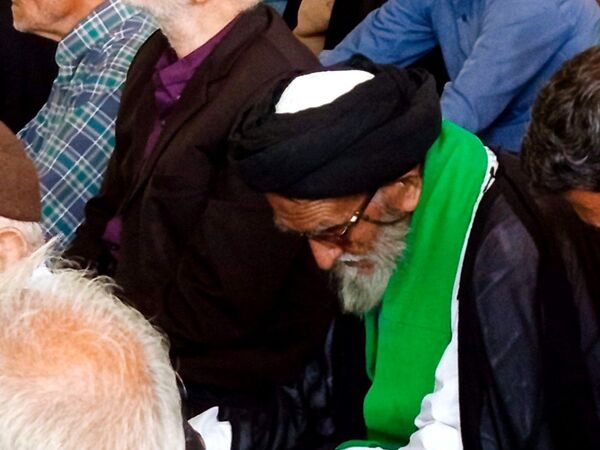 نماز جمعه ای با رنگ خون شهید در کاشمر