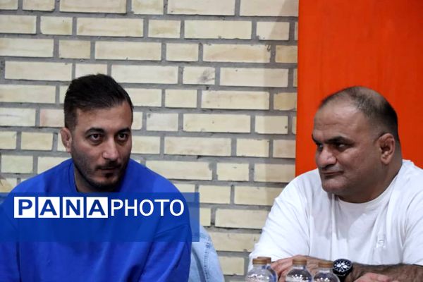 قهرمانی نونهالان و نوجوانان رباط‌کریم در رقابت‌های کشتی