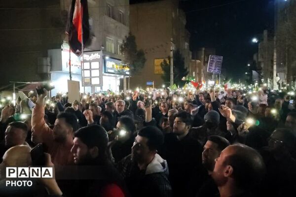 تجمع مردم نصیرشهر با شعار مرگ بر آمریکا