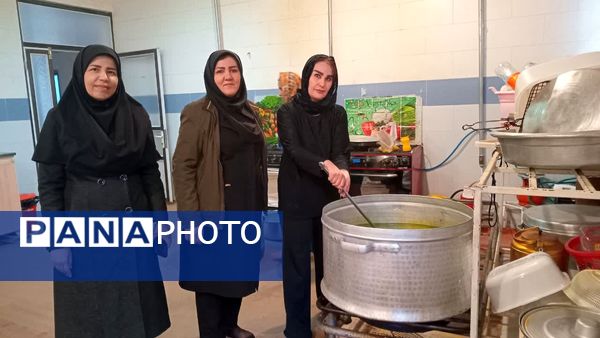 برپایی موکب به‌مناسبت شهادت حضرت زهرا(س) در مدرسه نمونه حجاب