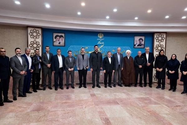 دیدار رئیس و اعضای هیات رئیسه فدراسیون دوومیدانی با استاندار گلستان