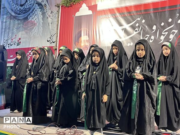 حضور پرشور نوجوانان ابرکوهی در تجمعات شبانه