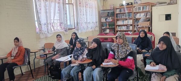کلاس‌های اوقات فراغت در جلگه رخ ؛ دانش‌آموزان تابستانی متفاوت را تجربه می‌کنند