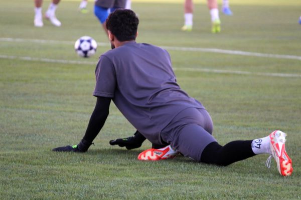 تمرین بازیکنان تیم تراکتور پیش از بازی با الوحده امارات