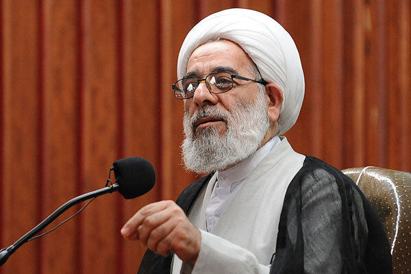 پیوند عمیق عاطفی و اعتقادی با رهبر شهید تنها به جامعه ایرانی محدود نیست