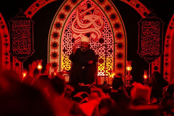 احیای شب قدر در جوار حرم امامزاده سیدجعفر(ع) یزد