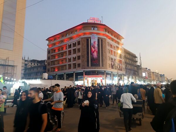 حضور زائران در مراسم پیاده‌روی اربعین حسینی