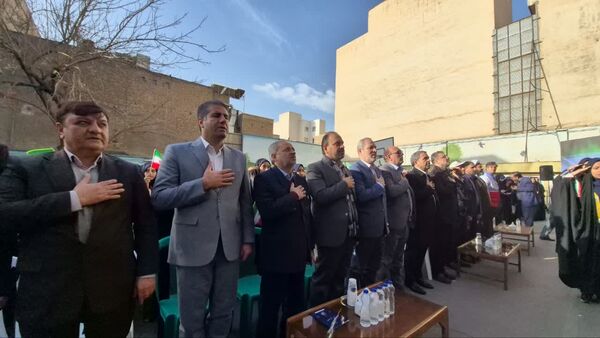 صدای انقلاب طنین انداز شد