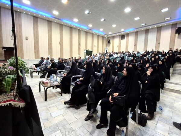جلسه مدیران مدارس قطب شمال استان اصفهان